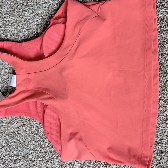 NWT All In Motion High Neck Cropped Tank Top - Picture 4 of 4